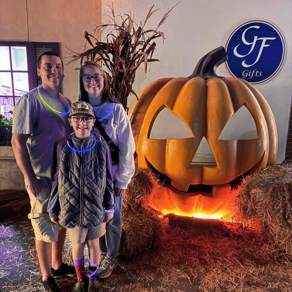 Meet your Posher, Sierra